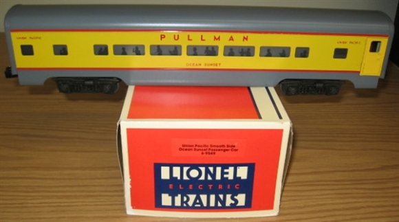 Picture of Union Pacific 15" 'Ocean Sunset' Coach