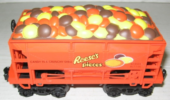 Picture of K-line Hershey's Reese's Pieces Ore Car