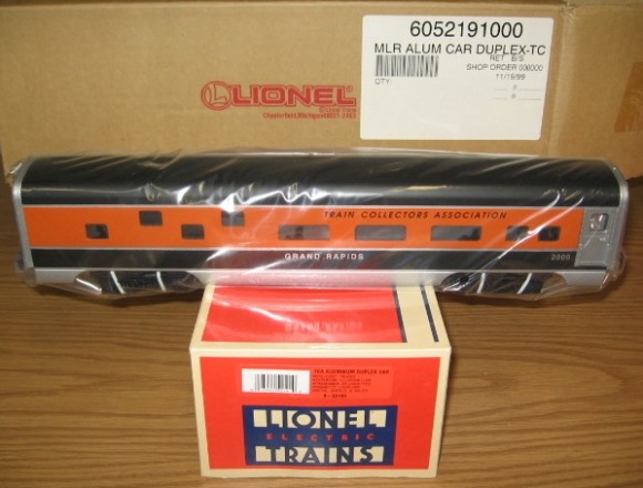 Picture of TCA 15" Aluminum Duplex Roomette Car