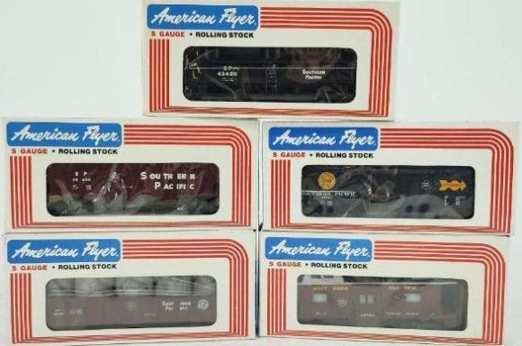 Picture of Southern Pacific 5-Car Freight Set