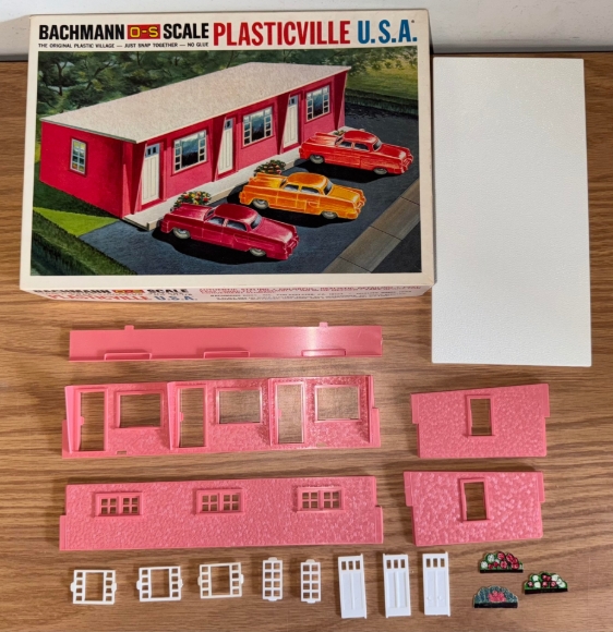 Picture of Plasticville U.S.A. Motel (no cars)